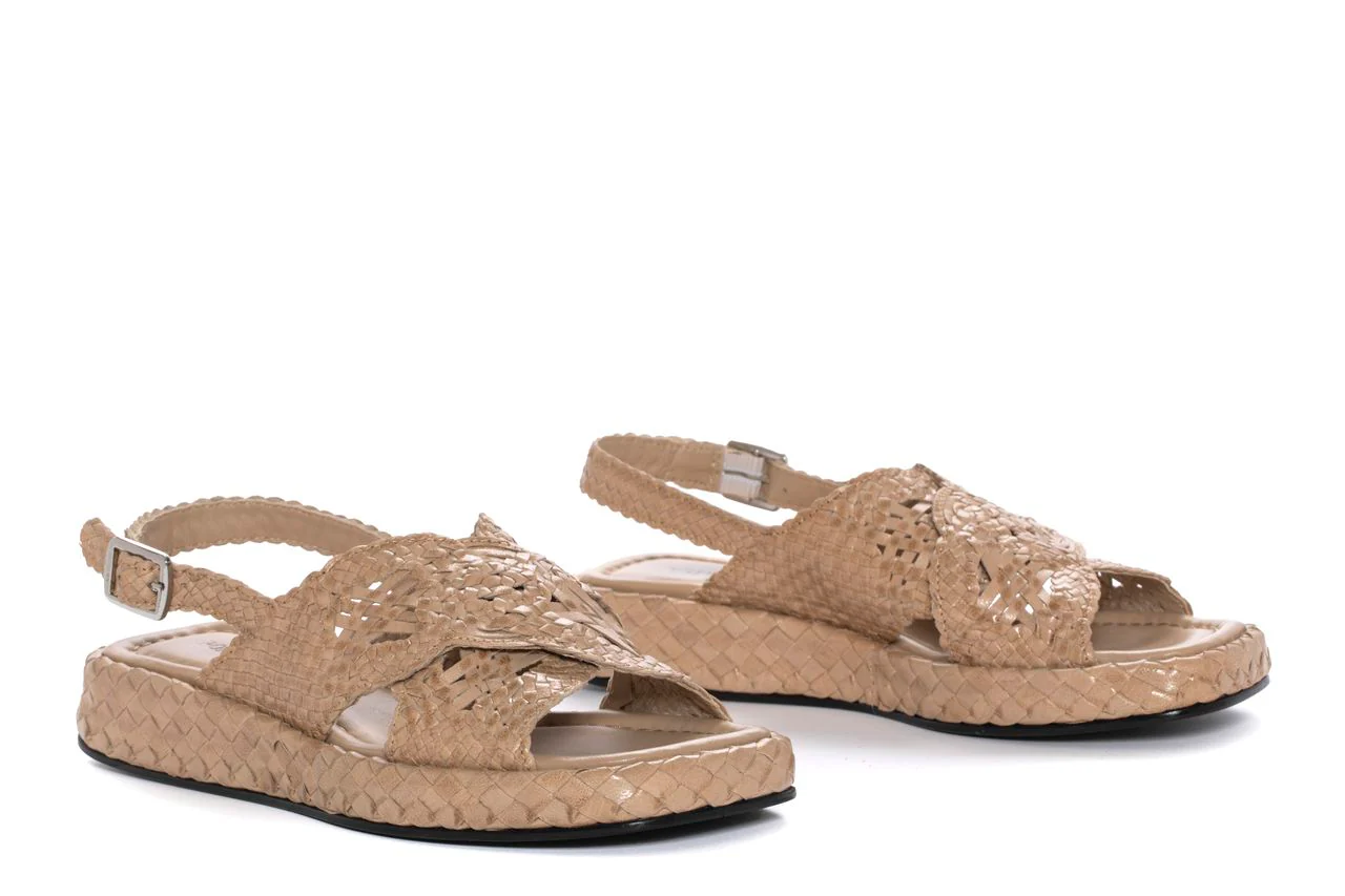 SANDALIA PLANA MALTA TAUPE - Image 3