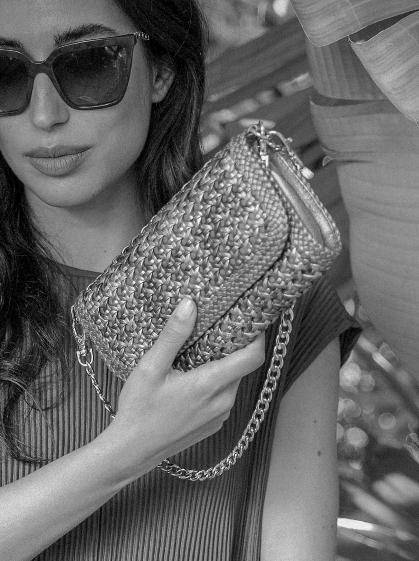 BOLSO DE MANO V153 CEREZA - Image 4